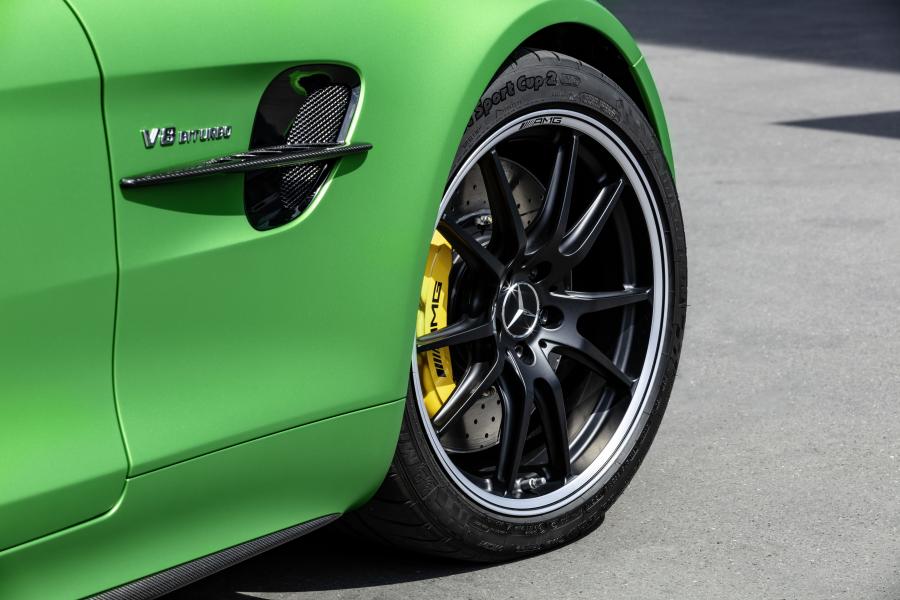 Детали экстерьера Mercedes-AMG GT R (C190) 2019 года  (WW) (фото 15 из 45)